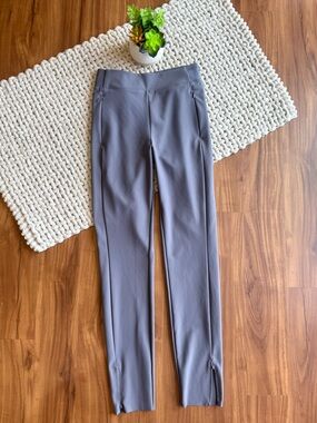 Athleta | Women’s Stellar Travel Pocket Tights in Dusk Violet | 6 Tall